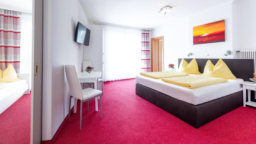 Pension Helios Sankt Kanzian am Klopeiner See Bagian luar foto