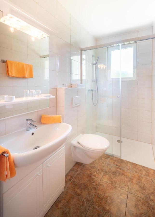 Pension Helios Sankt Kanzian am Klopeiner See Bagian luar foto